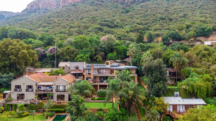 4 Bedroom Property for Sale in Hartbeespoort North West